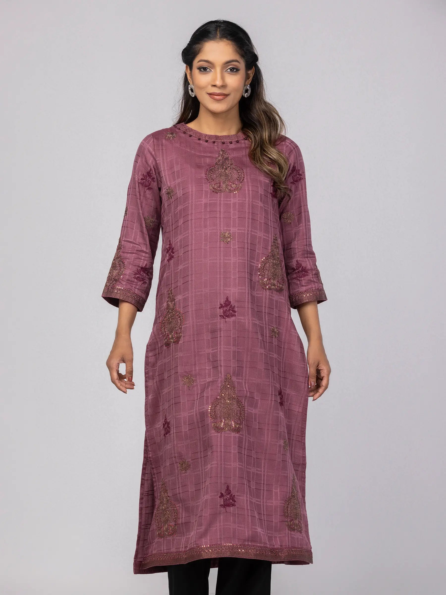 Mauve textured tencel kurta with delicate embroidery for women