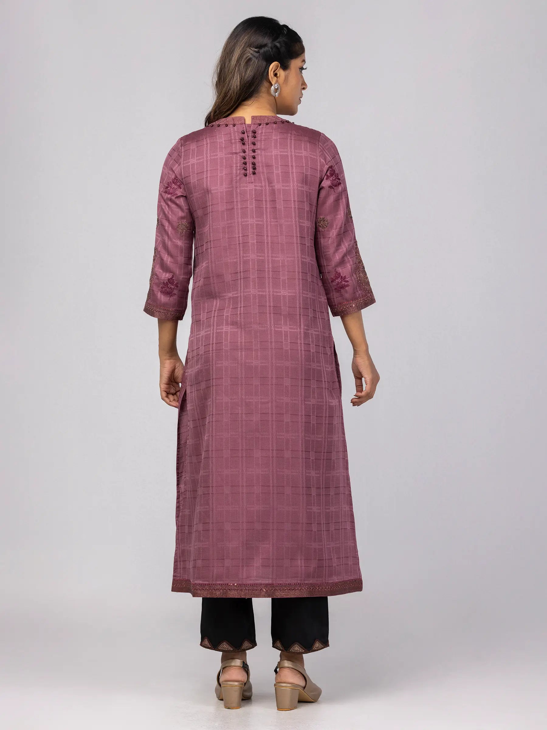 Mauve textured tencel kurta with delicate embroidery for women